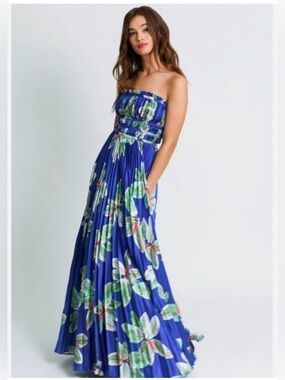 Hutch Sabina floral tiered gown